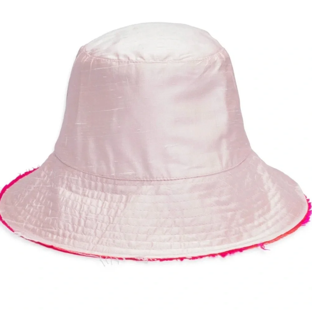 Eugenia Kim fuchsia pale